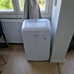 Cozy Top-floor Near The Travel Center And Downtown, With Ac And Wi-fi 아파트