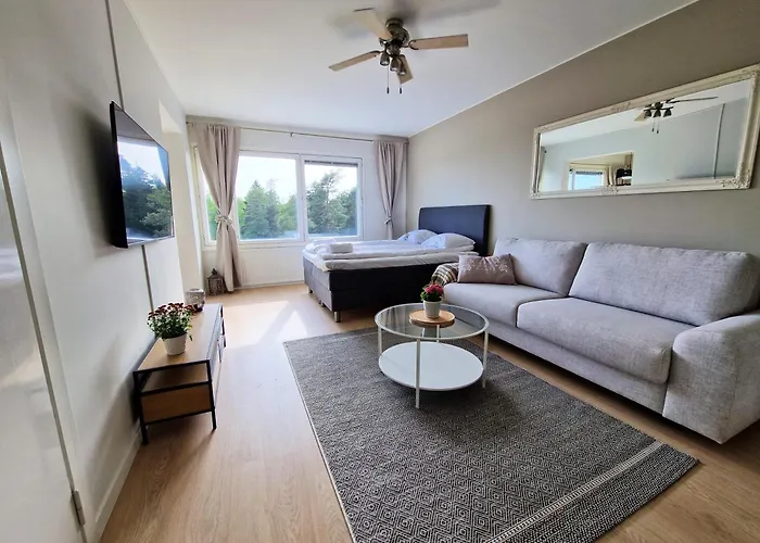 Apartamento Cozy Top-floor Near The Travel Center And Downtown, With Ac And Wi-fi